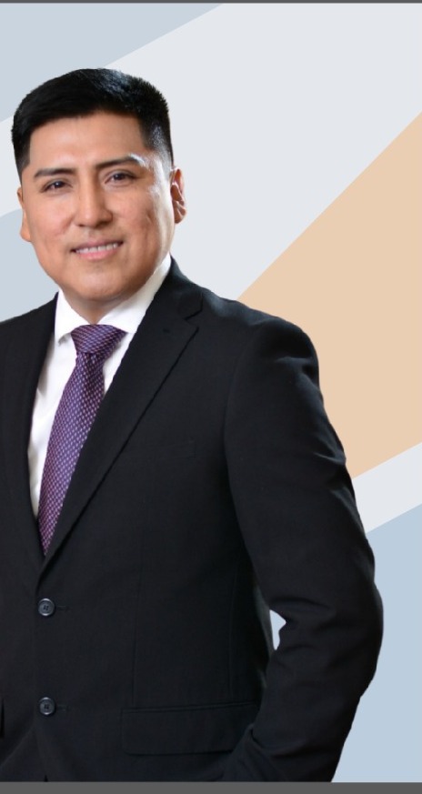 Arnold Alcocer Povis, Gerente General de Clínica Empresarial